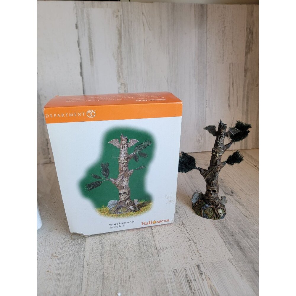 Dept 56 53063 spooky totem Halloween Village accessory